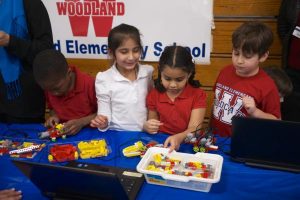 Elementary students at STEM Event